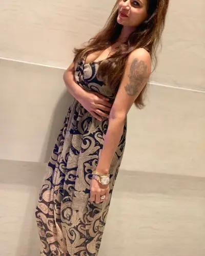 Aibawk Escort